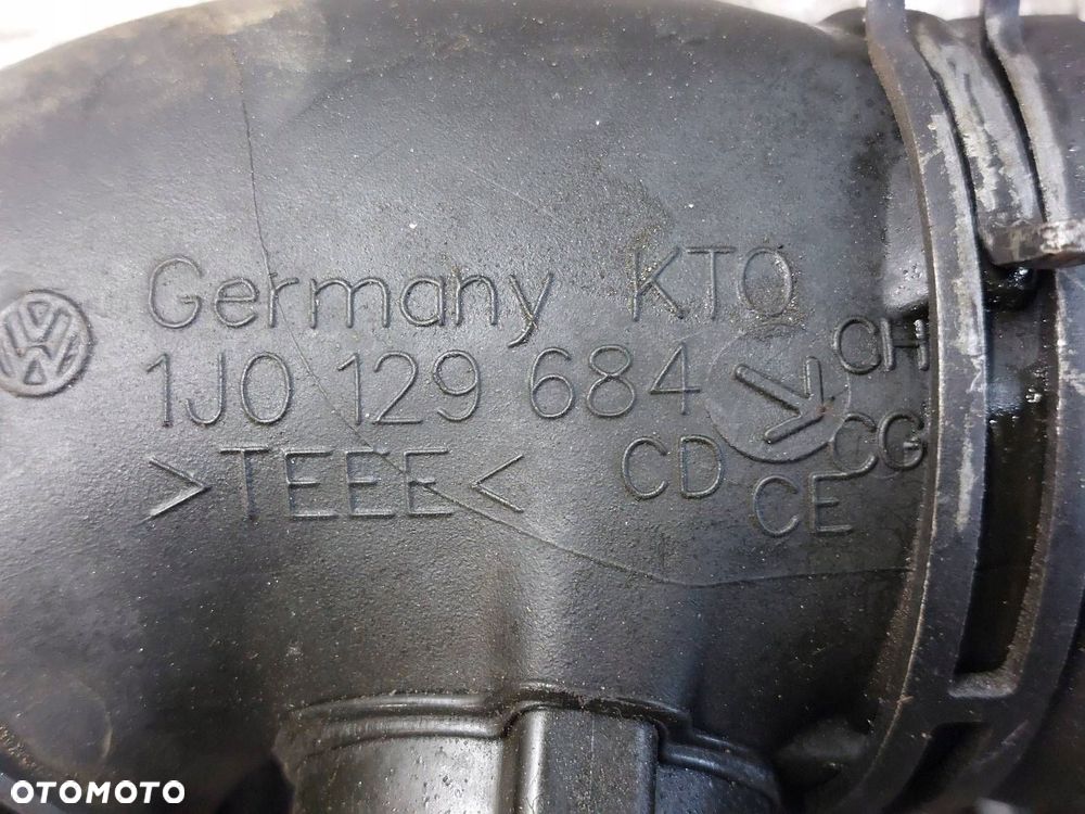 OBUDOWA FILTRA POWIETRZA + RURA DOLOT SKODA OCTAVIA I 1.6 8V - 4