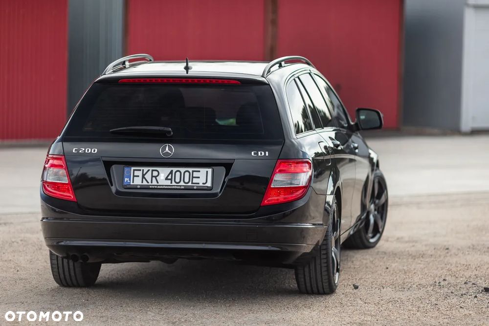 Mercedes-Benz Klasa C 200 CDI DPF Automatik Elegance - 14