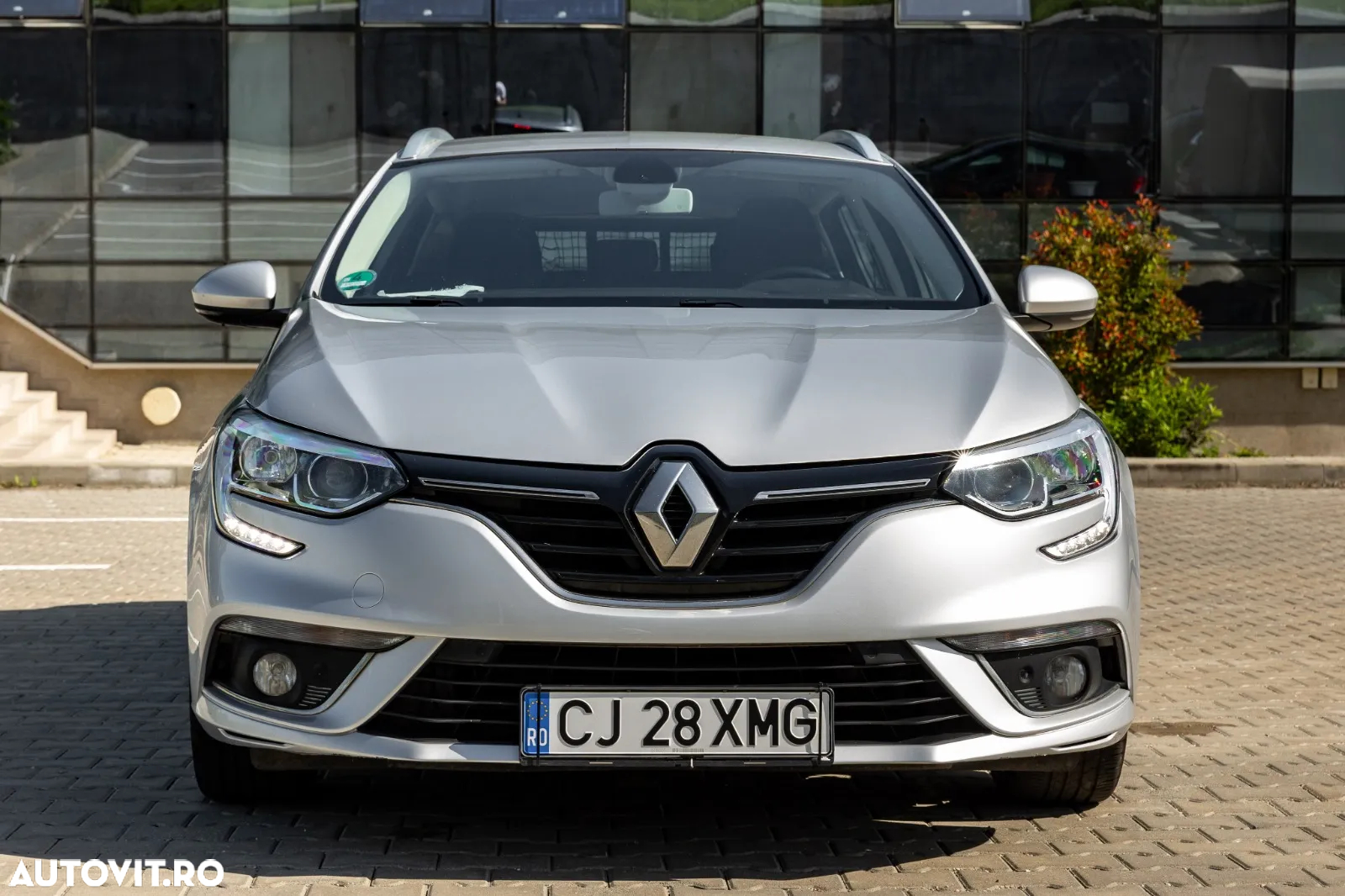Renault Megane BLUE dCi 115 BUSINESS EDITION - 4