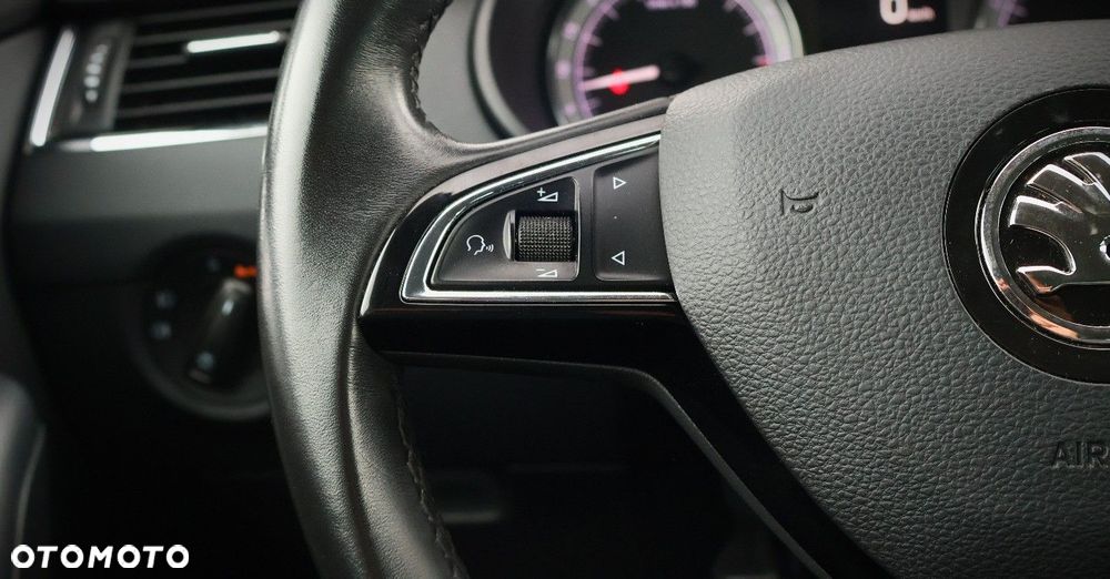 Skoda Octavia - 23
