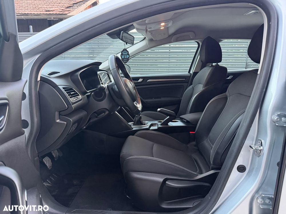 Renault Megane Blue dCi 116 Intens - 24
