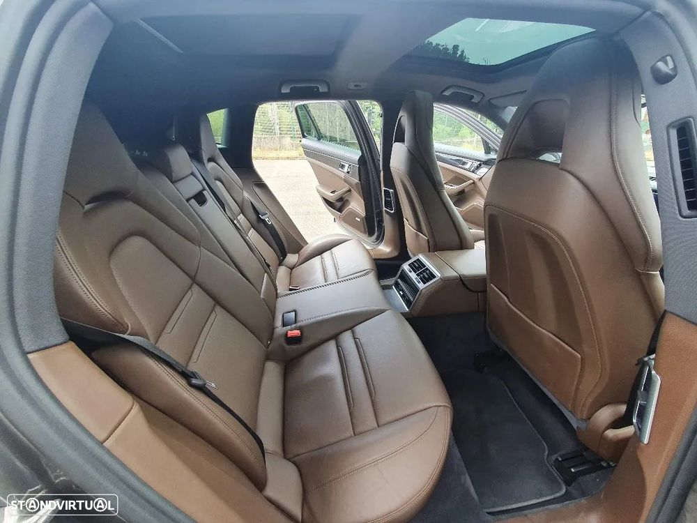 Porsche Panamera Sport Turismo 4 E-Hybrid Platinum Edition - 12