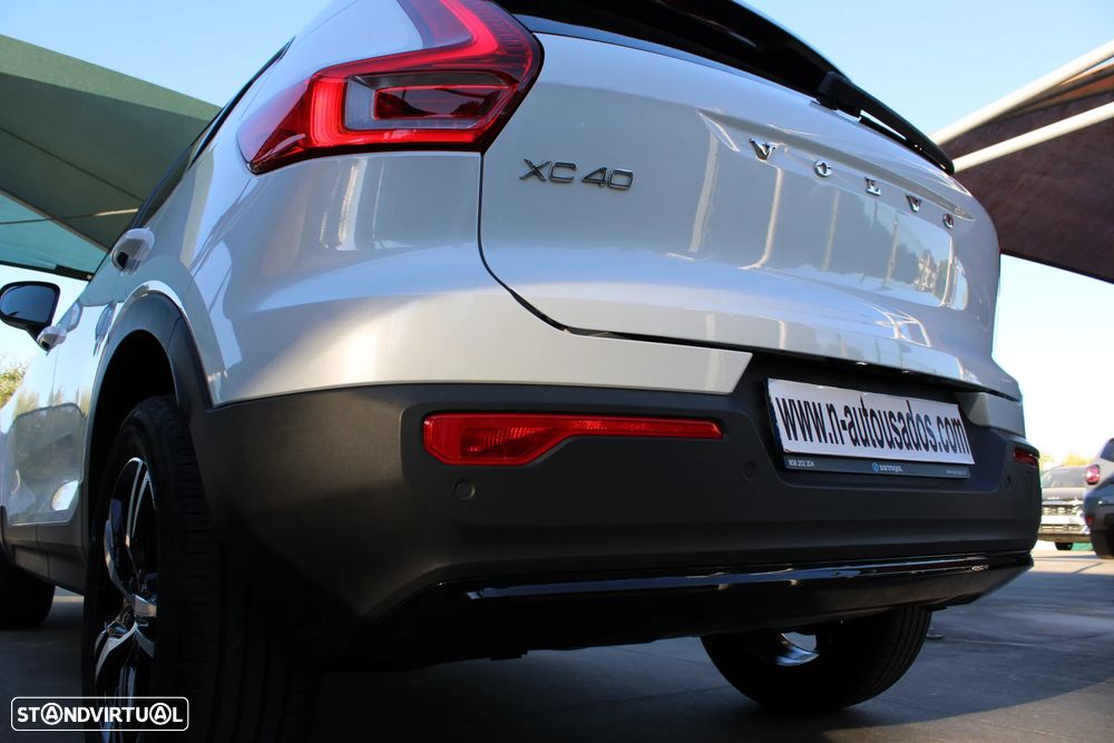 Volvo XC 40 1.5 T2 Plus Dark Auto - 9