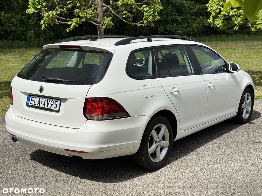 Volkswagen Golf 1.6 TDI DPF BlueMotion - 14