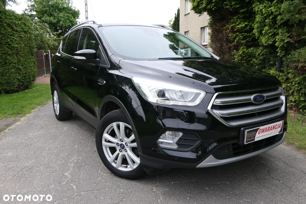 Ford Kuga 1.5 EcoBoost 2x4 ST-Line - 3