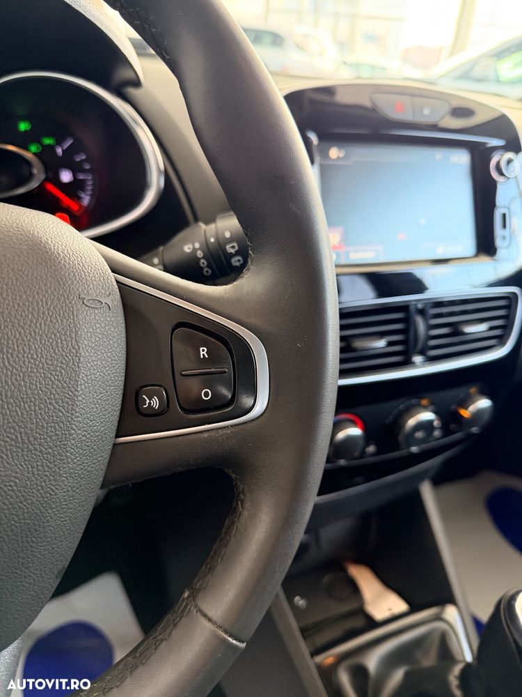 Renault Clio TCe 90 Limited - 13