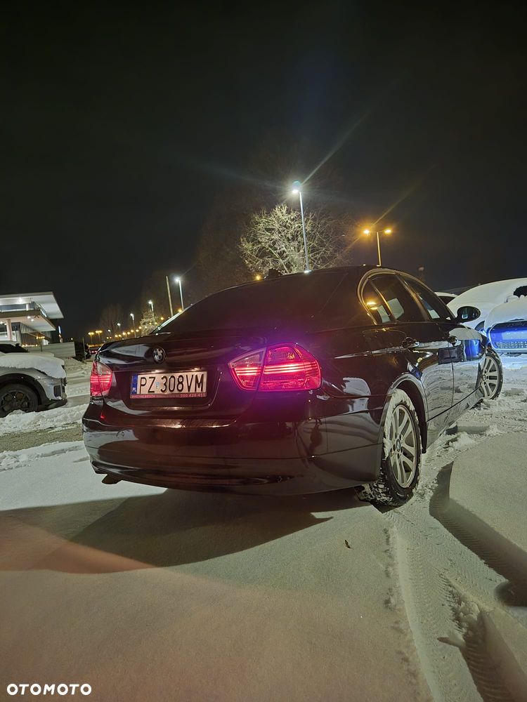 BMW Seria 3 320d - 8