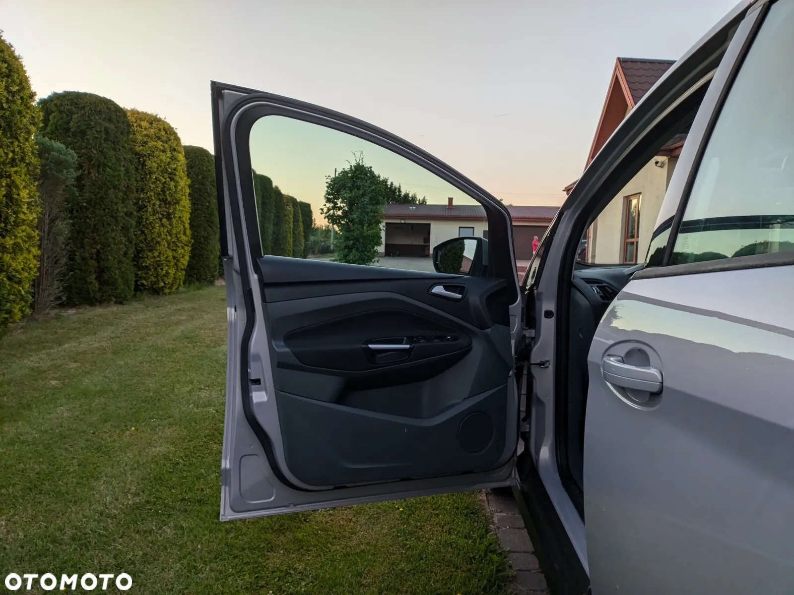 Ford C-MAX 1.6 TDCi Edition - 10
