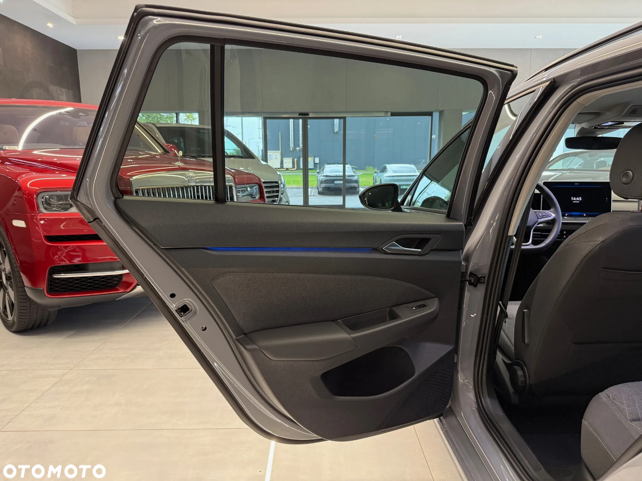 Volkswagen Golf - 23