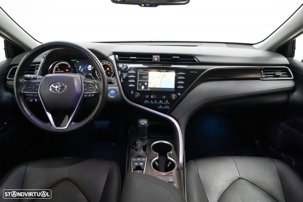 Toyota Camry 2.5 Hybrid Luxury - 5