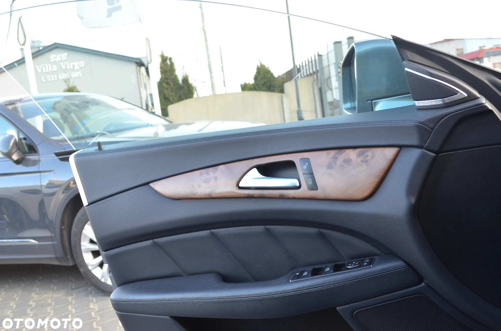 Mercedes-Benz CLS 350 d 4-Matic - 29