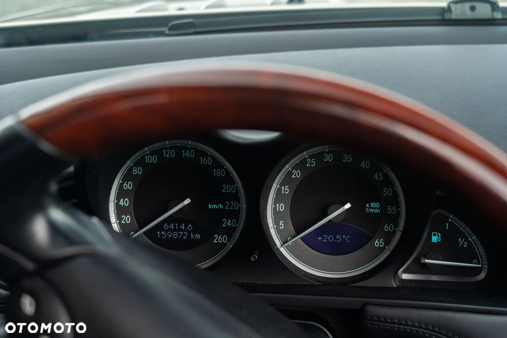 Mercedes-Benz SL 500 - 26