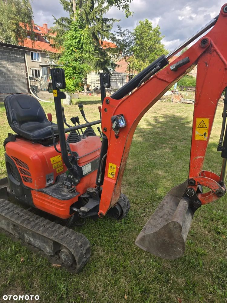 Kubota U-10 - 1