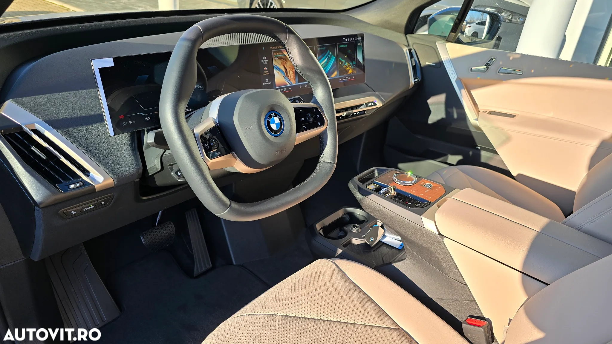 BMW iX xDrive40 - 7