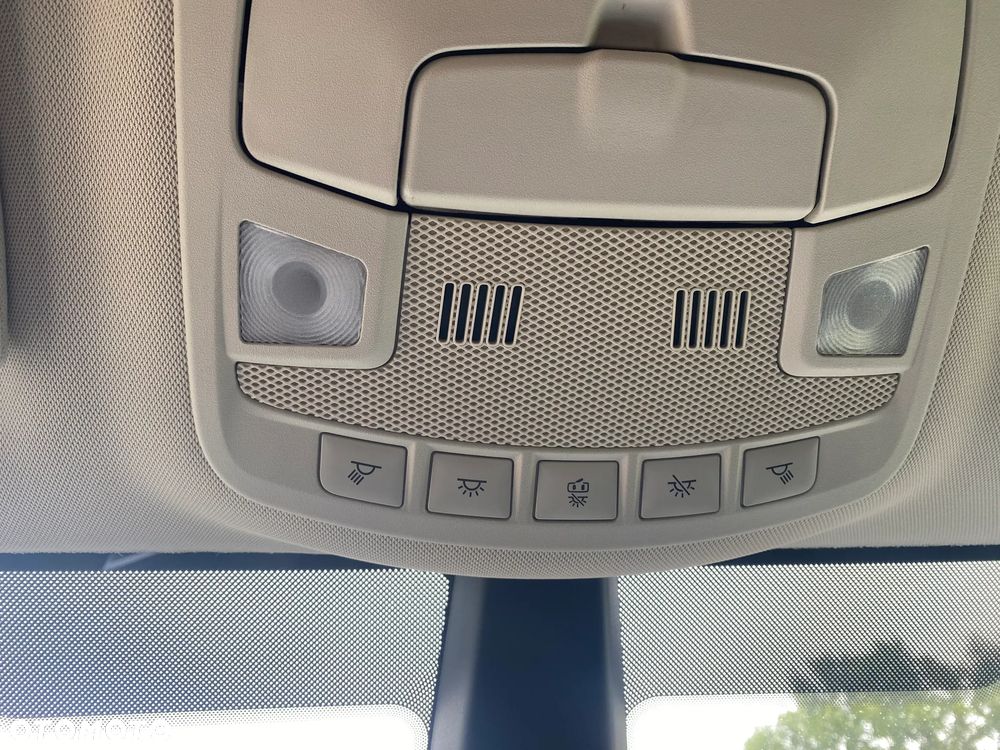 Ford S-Max 2.0 TDCi Titanium PowerShift - 38