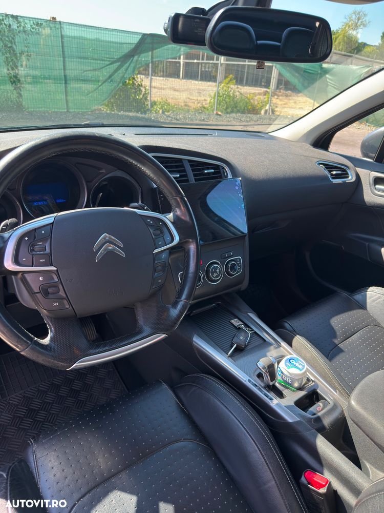 Citroën C4 1.6 e-HDi FAP Exclusive - 8