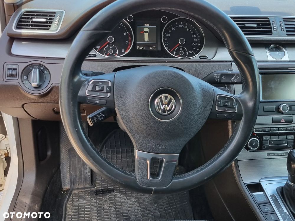 Volkswagen Passat 1.4 TSI DSG Comfortline BlueMotion Technology - 14