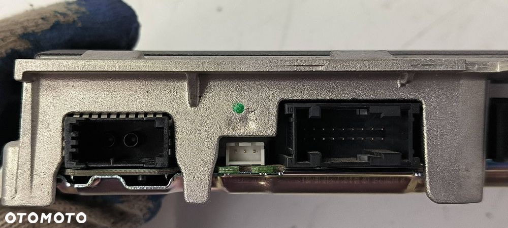 WZMACNIACZ AUDI Q7 II 4M 4M0035223C - 3