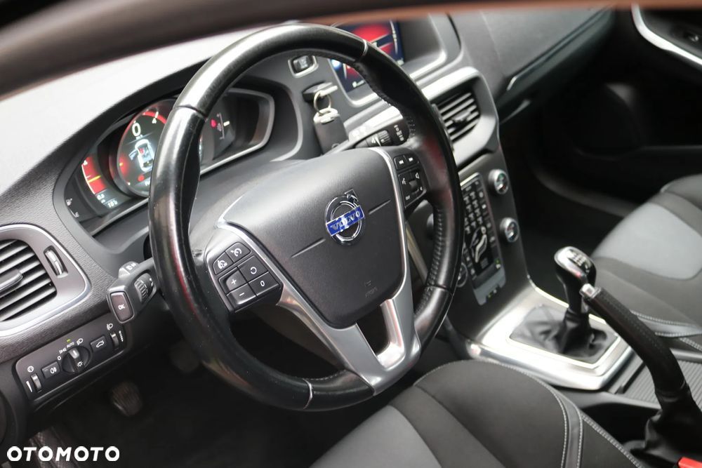 Volvo V40 D4 Drive-E Momentum - 2