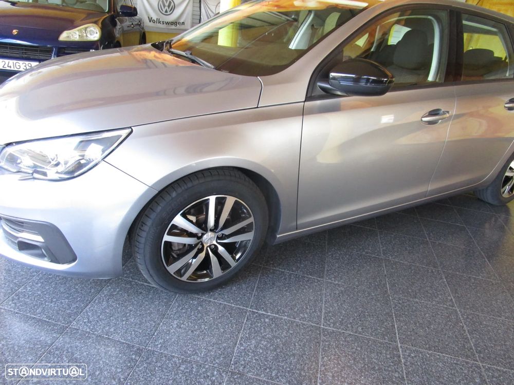Peugeot 308 SW BlueHDi 120 EAT6 Stop & Start Allure - 8