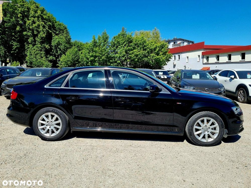 Audi A4 Limousine 1.8 TFSI S line Sportpaket - 4