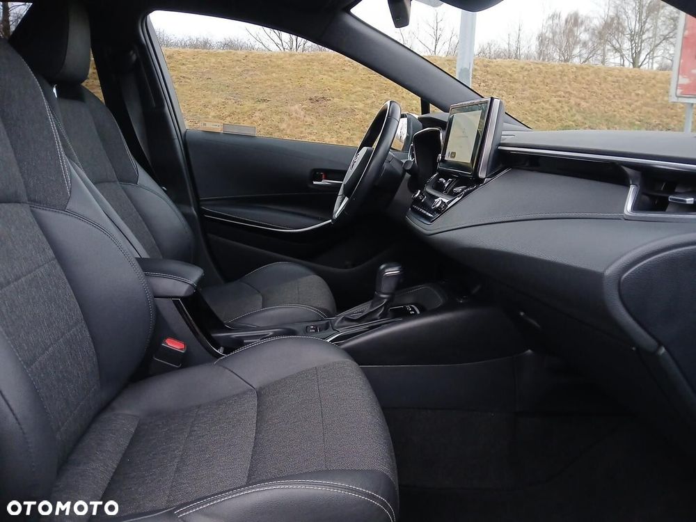 Toyota Corolla 1.8 Hybrid Comfort - 10