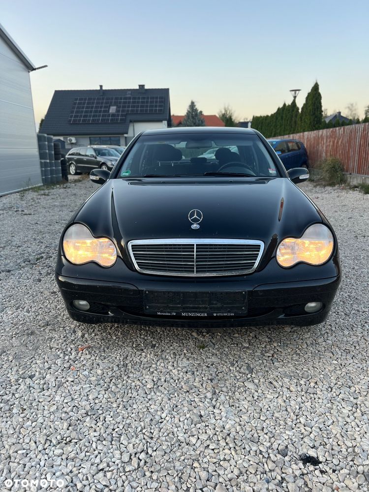 Mercedes-Benz Klasa C 180 Kompressor Classic - 2