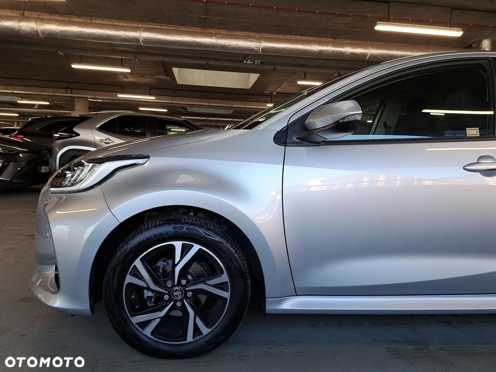 Toyota Yaris 1.5 Style CVT - 35