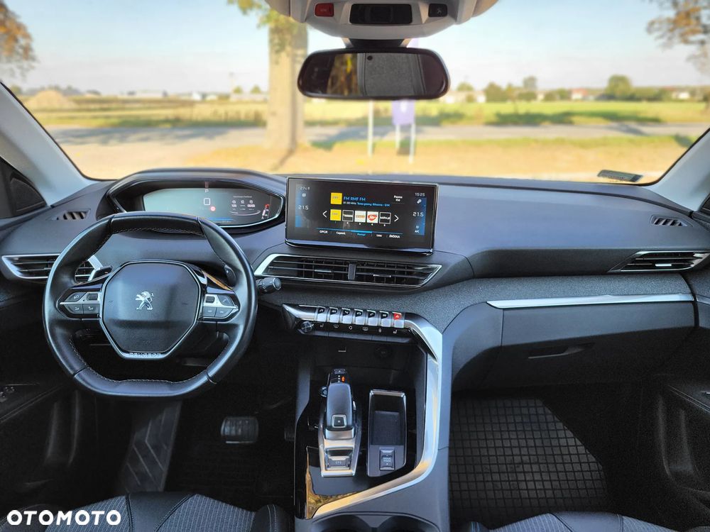 Peugeot 3008 1.2 PureTech Allure S&S EAT8 - 11