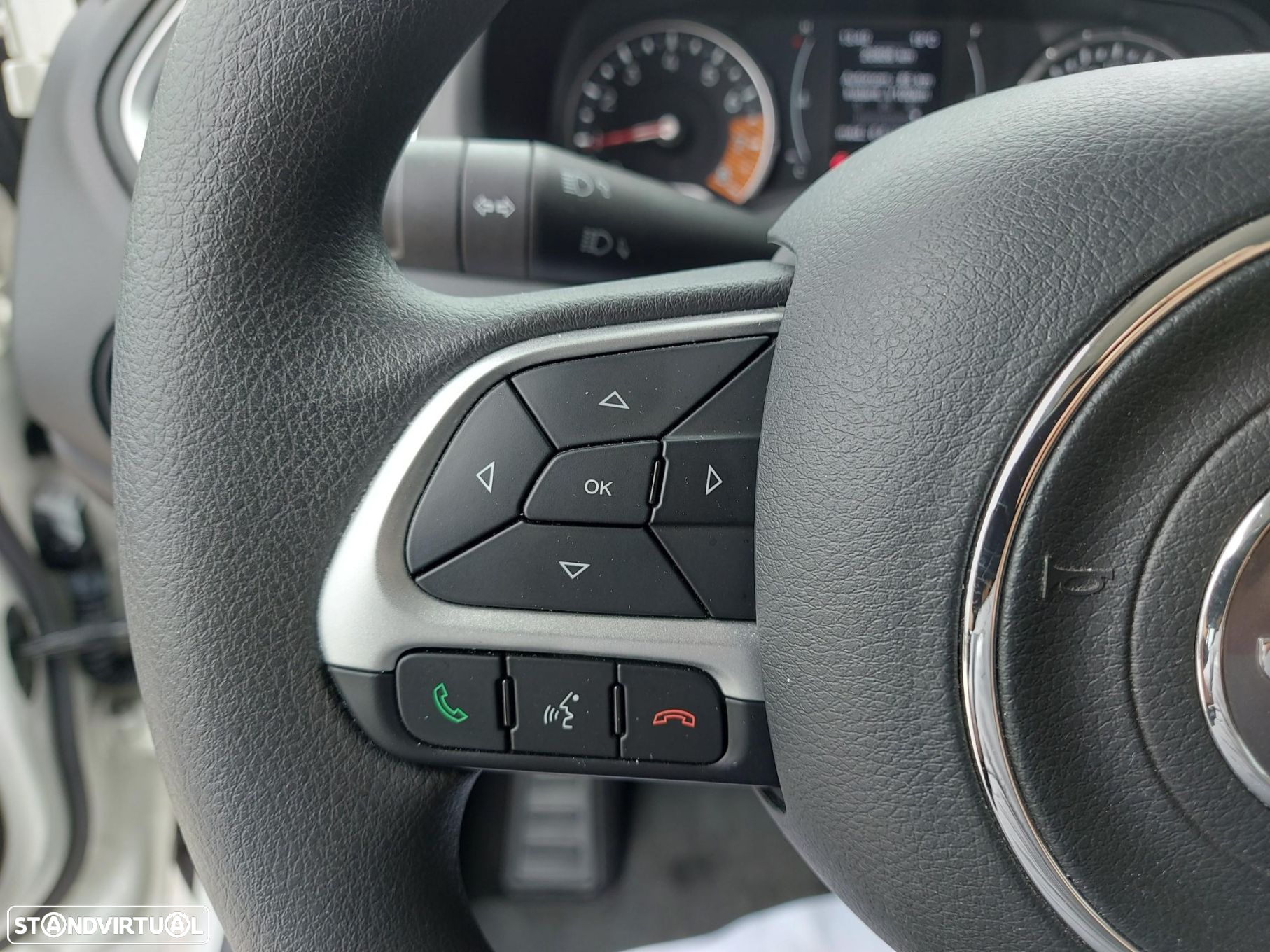 Jeep Renegade 1.0 T Sport - 27