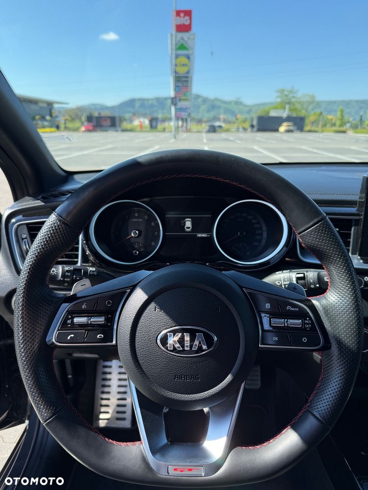 Kia ProCeed 1.6 T-GDI GT DCT - 13