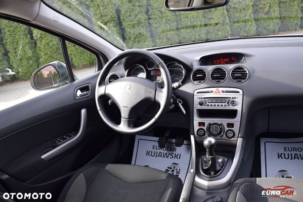 Peugeot 308 1.6 HDi Premium - 12