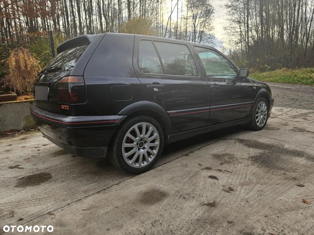 Volkswagen Golf 1.9 TDI - 8