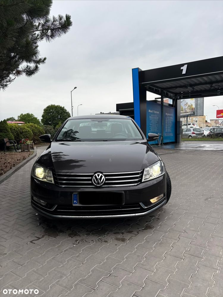 Volkswagen Passat 1.8 TSI Highline - 2