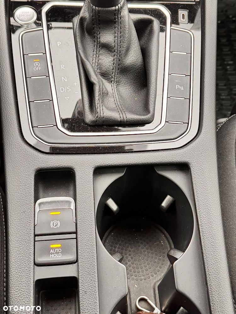 Volkswagen Passat 1.5 TSI EVO Business DSG - 14