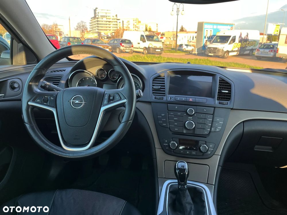 Opel Insignia - 13