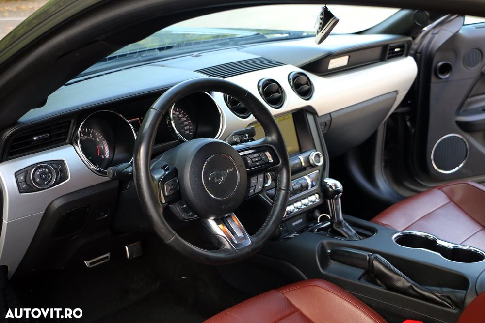 Ford Mustang 2.3 EcoBoost Aut. - 11