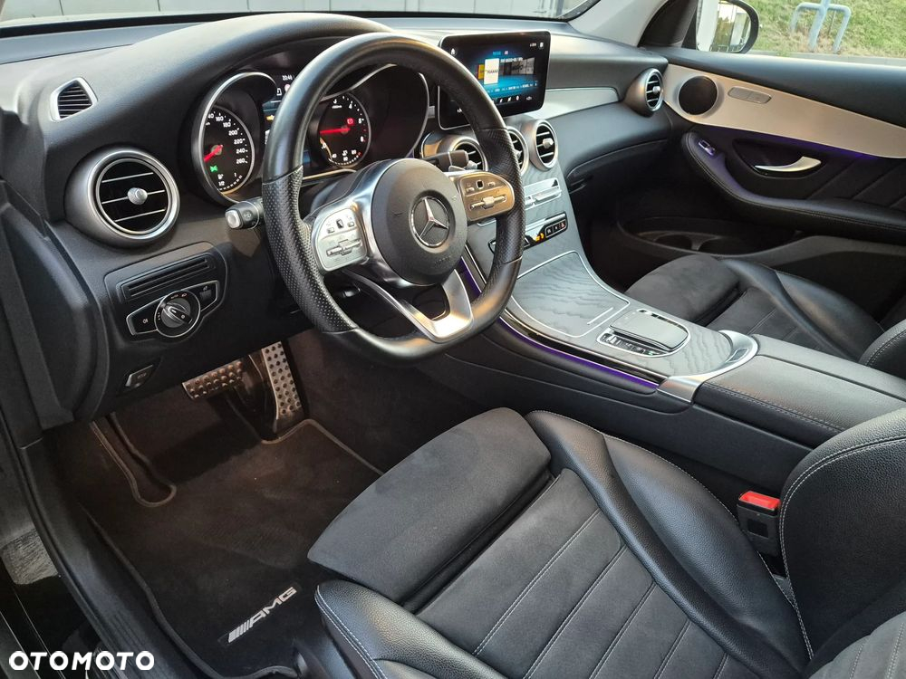 Mercedes-Benz GLC 220 d 4Matic 9G-TRONIC AMG Line - 21