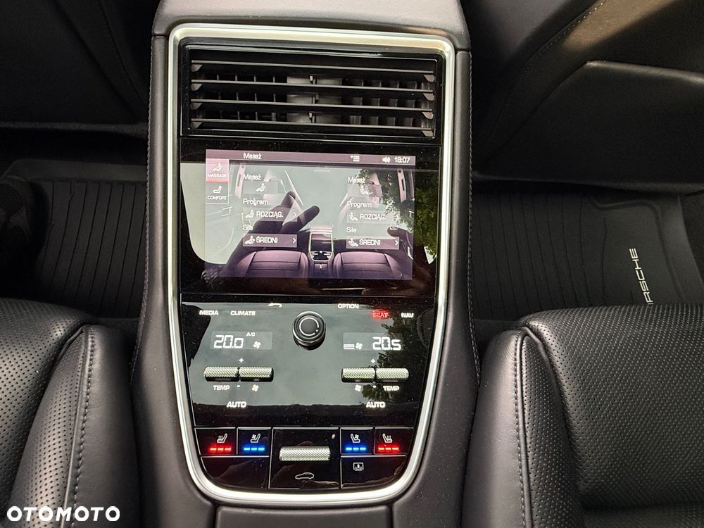 Porsche Panamera Turbo - 14