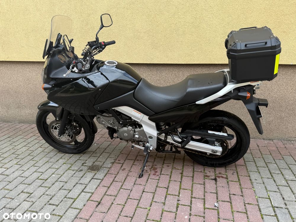 Suzuki DL - 6
