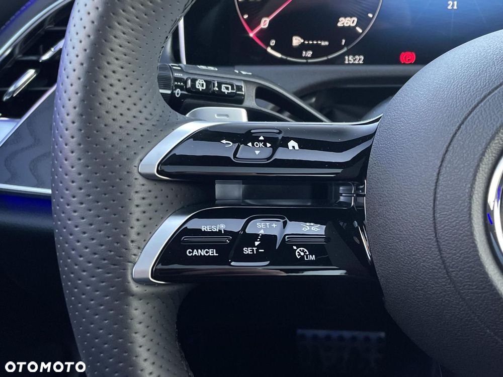 Mercedes-Benz Klasa E - 17