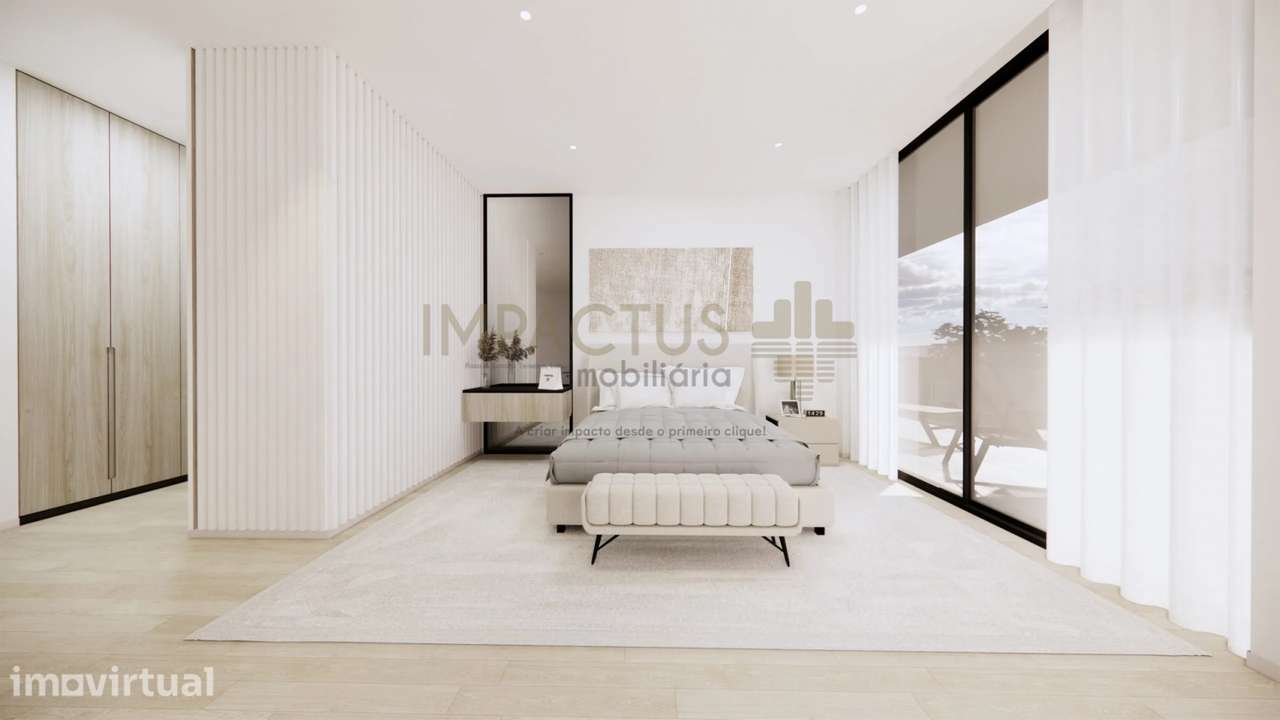 Apartamento T4 com varanda - Grande imagem: 2/14