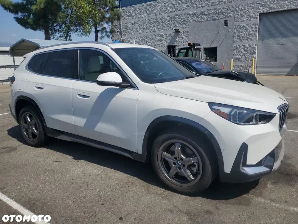 BMW X1 xDrive25i M Sport - 1