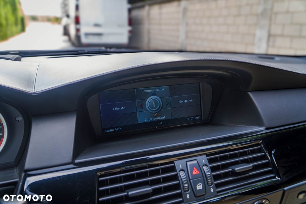 BMW M5 Standard - 18