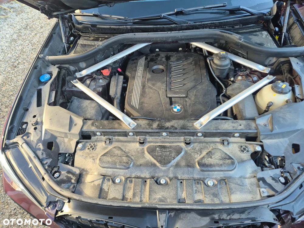 BMW X6 xDrive40i - 29