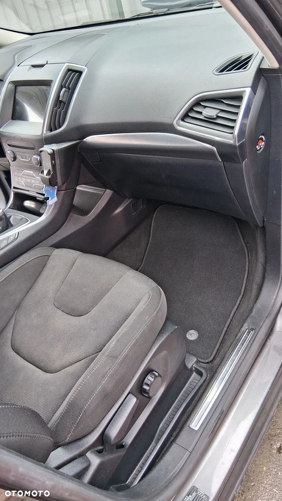 Ford S-Max 2.0 TDCi Titanium - 9
