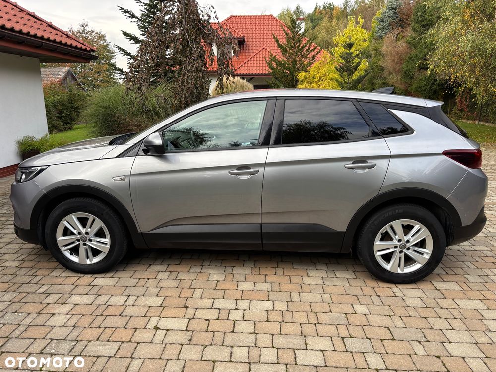 Opel Grandland X 1.2 Start/Stop Business Edition - 9