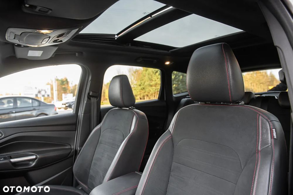 Ford Kuga 2.0 TDCi AWD ST-Line - 18