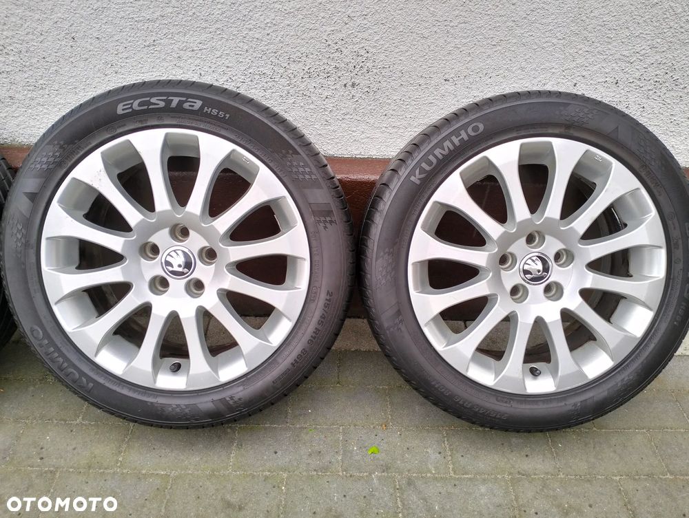 215 45 16 / 5x100 / SKODA Fabia AUDI A1  Vw Polo SEAT Ibiza / KUMHO / - 4