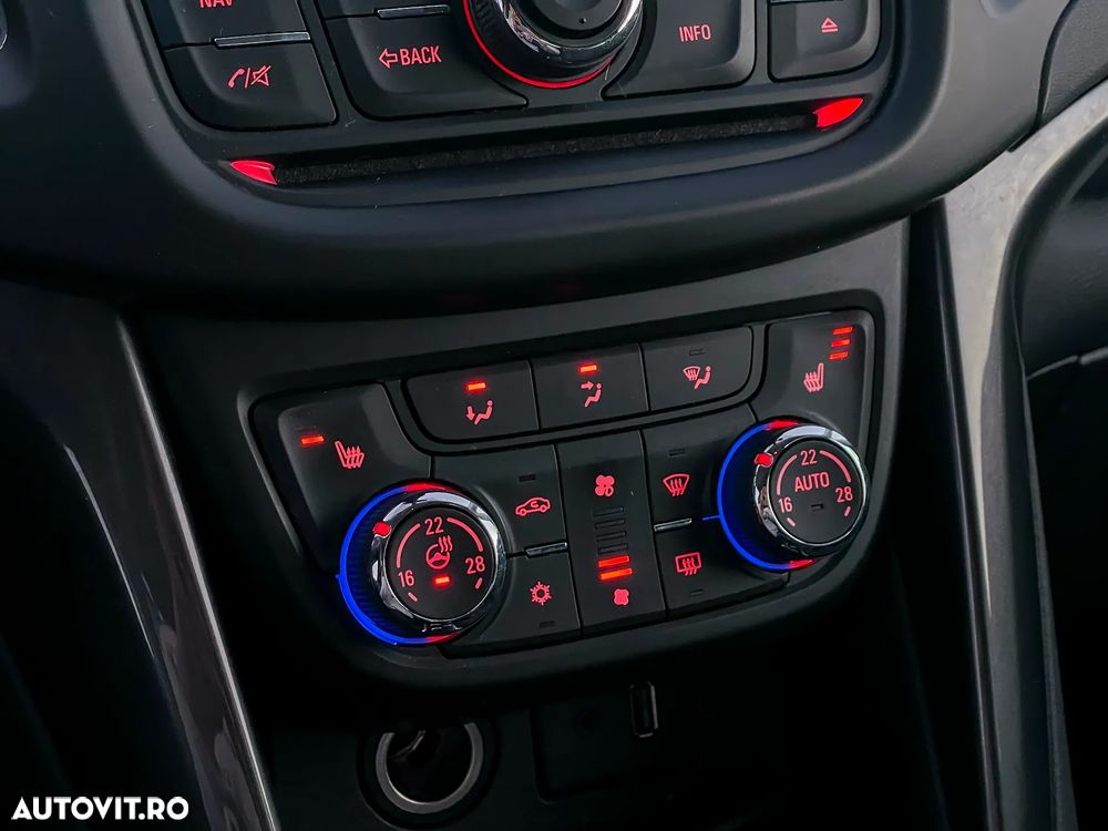 Opel Zafira 2.0 D (CDTI ecoFLEX) Start/Stop Innovation - 8